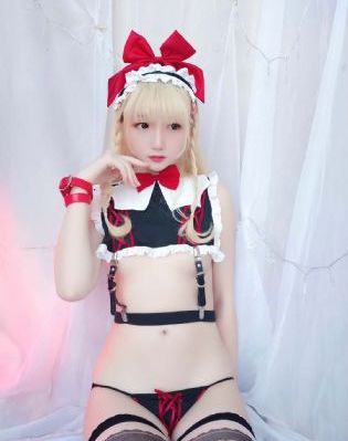 王爷在书房含她的乳尖_BD韩语免费高清观看