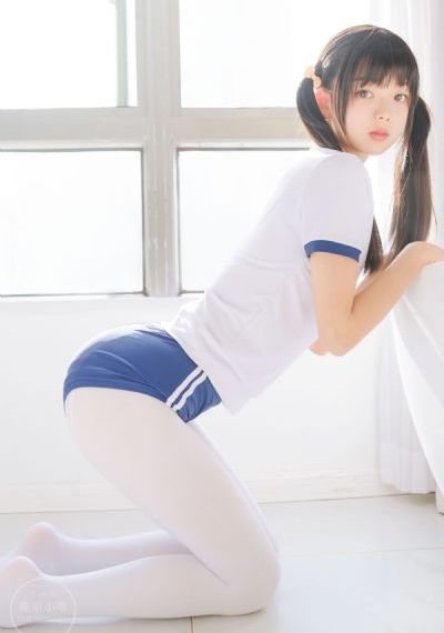 扒开美女屁股直流白浆_高清高清免费观看