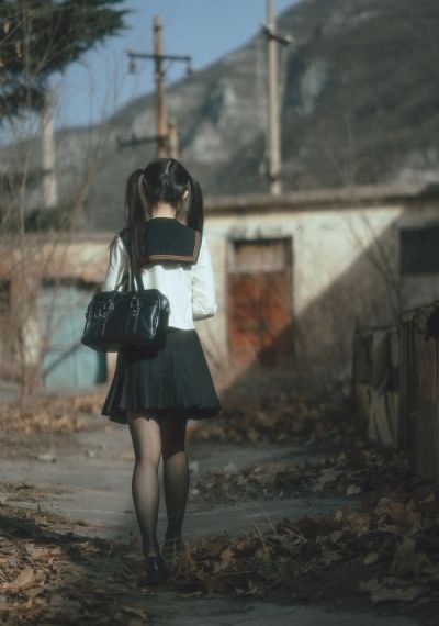 美艳高跟鞋脚交视频_BD韩语免费在线观看