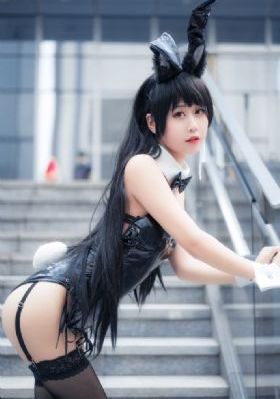 花花公子裸体色情女郎_BD英语高清视频播放